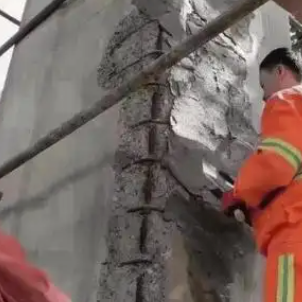 永修梁板柱楼梯空洞蜂窝剥落露筋等表面破损修补用高强聚合物修补砂浆