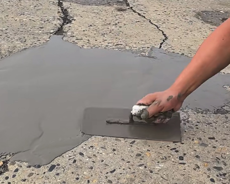 永修CGM 高效薄层道路修补料（CGM 道路抢修料）